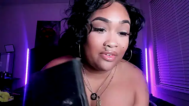 lovelyzylah