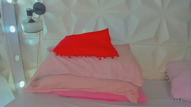 cute_latinaxxx live cam preview