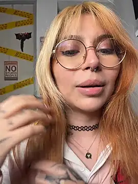 YunoRose_ live cam preview