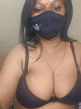MISS-LOVEV live cam preview