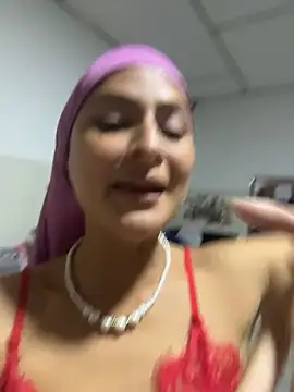 aisha_k webcam