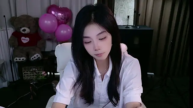 GUGUGAGA-1 live cam preview