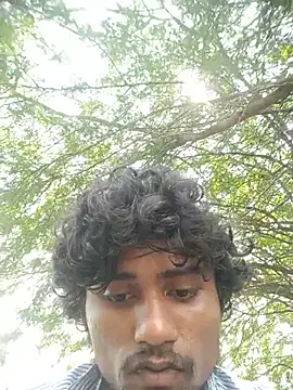 BHARANITELUGUBOY live cam preview