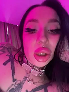 Molly__Moon webcam