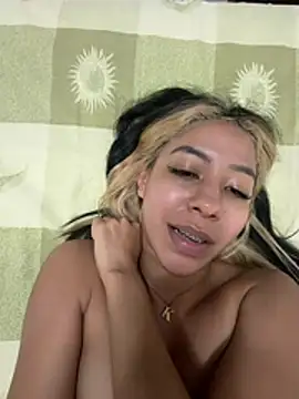 kari_rive webcam