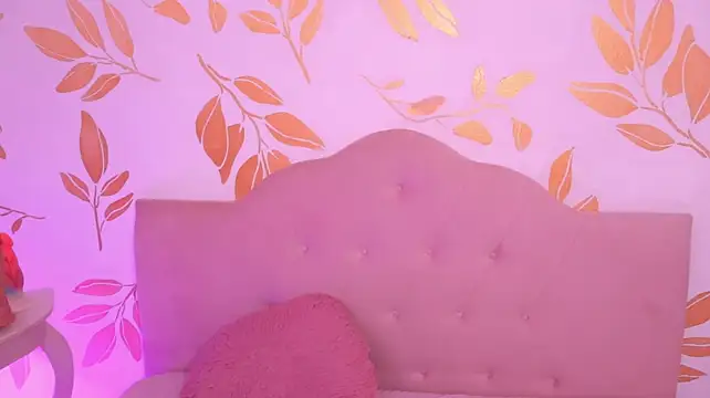 Misselektra__ live cam on StripChat