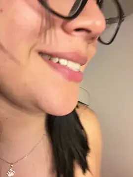 Sarita_Velez live cam preview