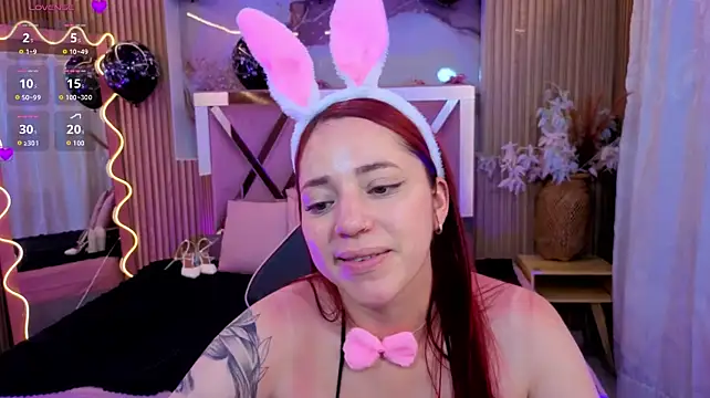 ANNE_TAY1 webcam