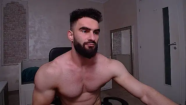 MicahLane live cam preview
