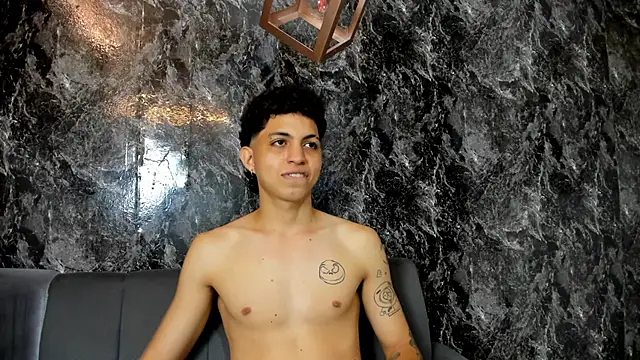 cameron_lux77