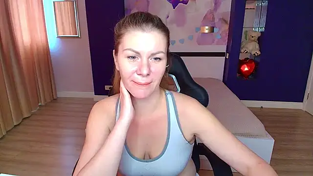 LunaKissesx