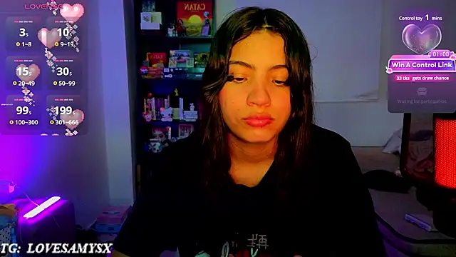 Lovelyamyy live cam preview