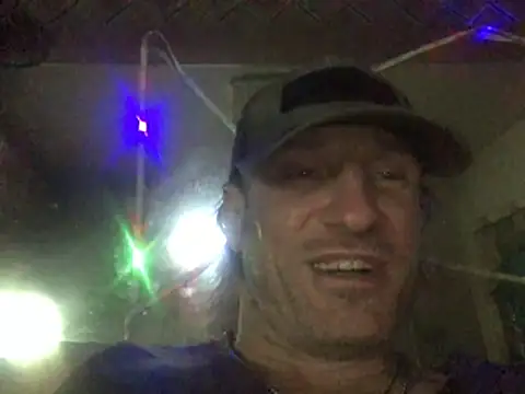 Tattoogonewild live cam preview