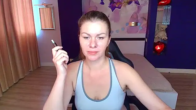 LunaKissesx
