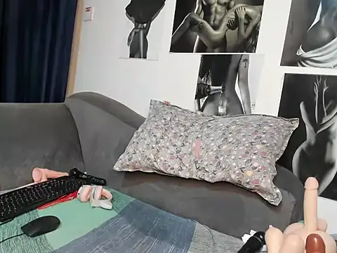 Tinysexydoll live cam preview
