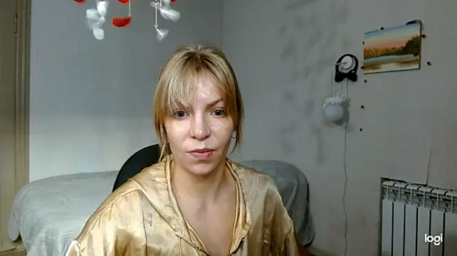JuliagGladkikh live cam preview