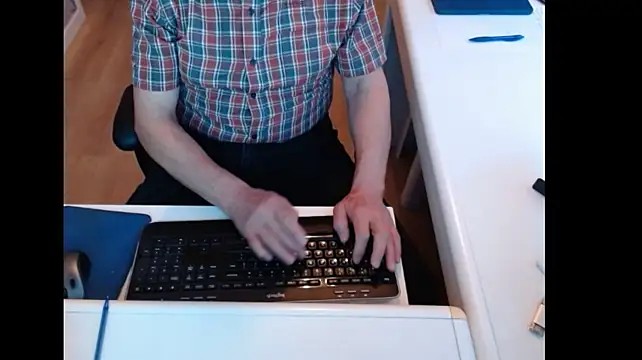 dutchpornking live cam preview