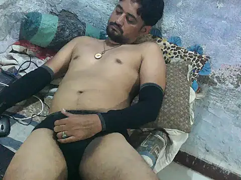rocogujubull (Ask my age) - cum shot goal see my free video in profl