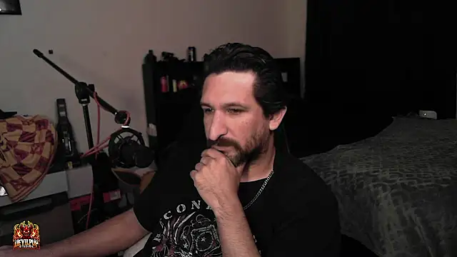 DevilPup75_