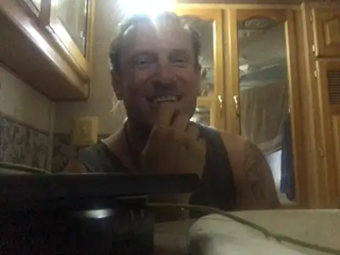 Tattoogonewild live cam preview