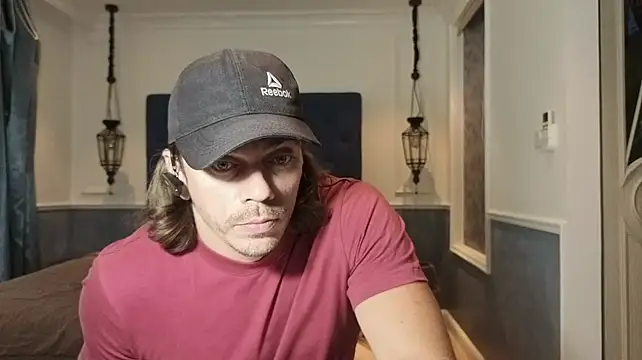 Marrymeplz live cam preview