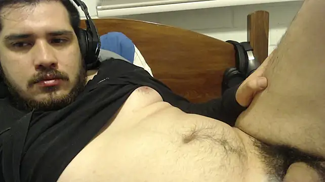 hung_weeb live cam preview