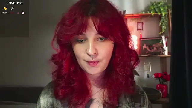 maymary busty private video chat