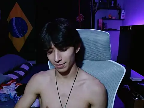 AvenaBoy live sex cam