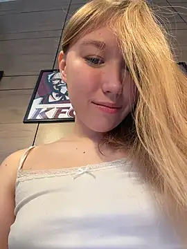 -NaughtyAngel-
