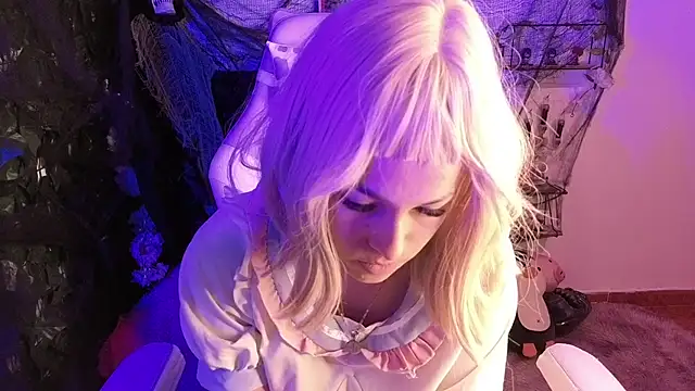 Eymmy_24 live cam preview