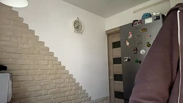 ZaraGuyette big boobs cam girl