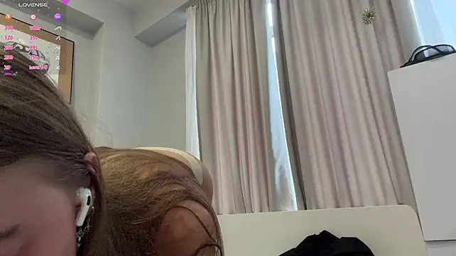 selena_favn