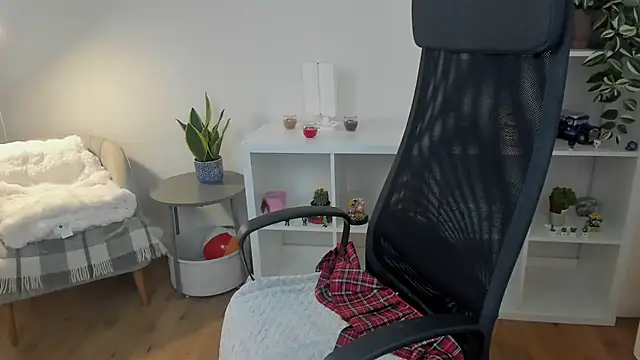 _BellaEvans_ live cam preview