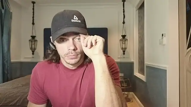 Marrymeplz live cam preview