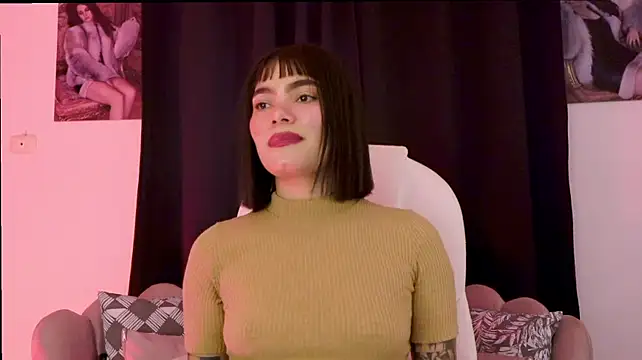 Dakotacollis live cam on StripChat