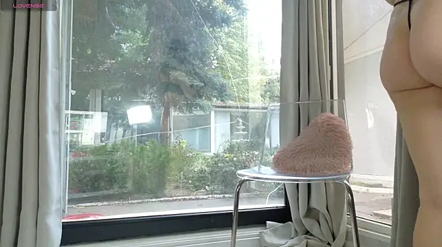 ScarletFlameee live cam preview