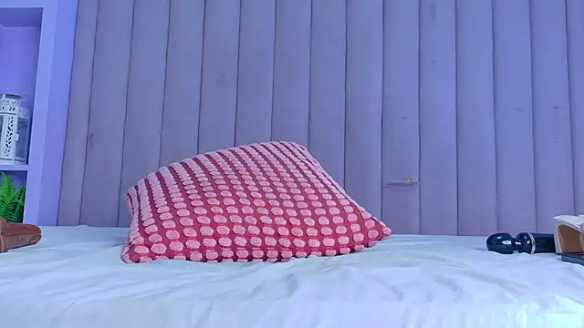 Meganlove__