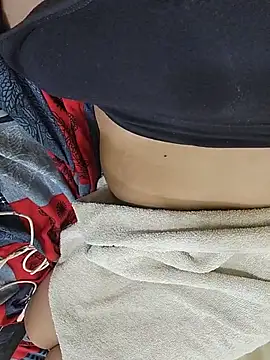 CuteSarikaLIVE live cam preview