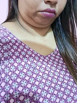 Ravina_patil1 live sex cam