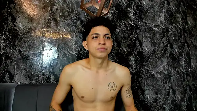 cameron_lux77