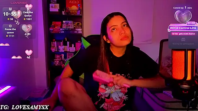 Lovelyamyy live cam preview