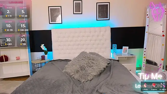 KiraNeeww live cam preview