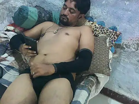 rocogujubull (Ask my age) - cum shot goal see my free video in profl