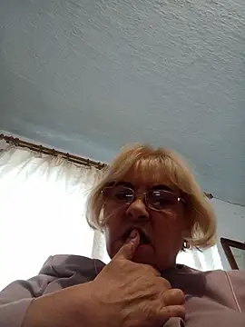 Elena_Beautiful784 live cam preview
