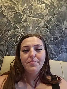 MilaMature webcam