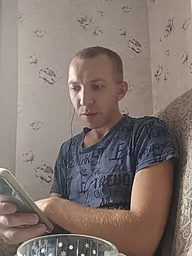 _uncle_mitya-43_ (M young) - Goal —> To a new computer, for streaming