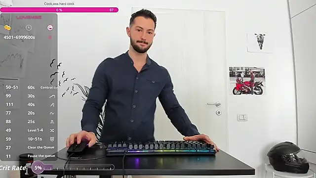 ZackFraser live cam on StripChat