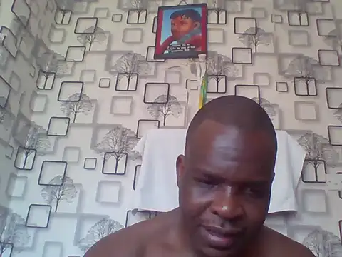 Chumba_001 live cam on StripChat