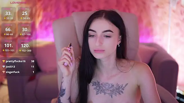 EmilyyMoon live cam on StripChat