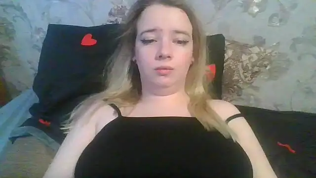 ViolaCandy live cam on StripChat